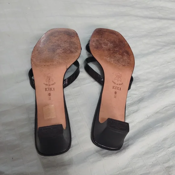 Brighton Black Croc-Embossed Strappy Slide Sandals Made In ITALY in Size 9M - Picture 5 of 9